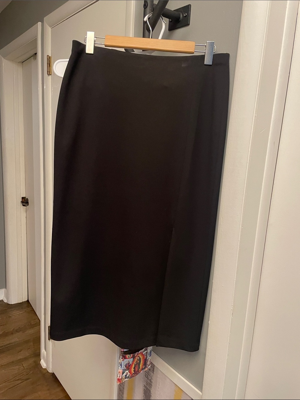 Classic Black Midi Skirt - Women's Timeless Pencil Skirt